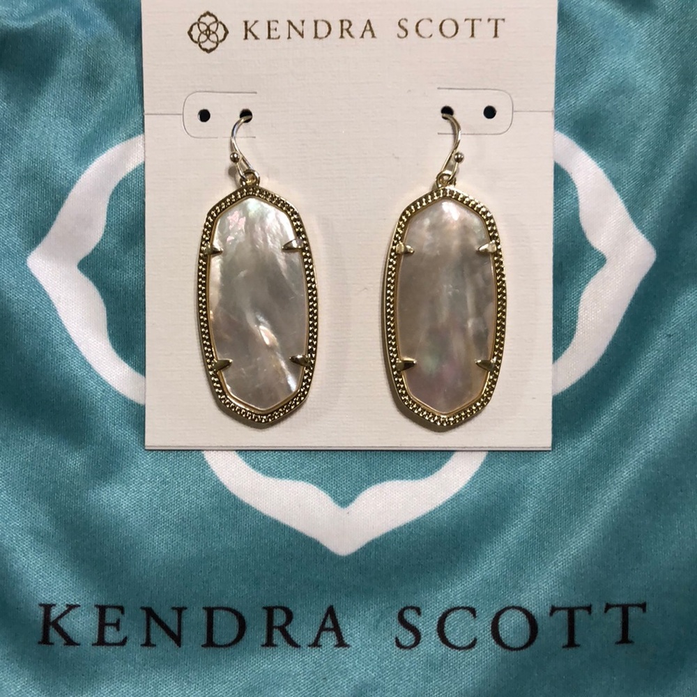 Kendra Scott Elle Earrings